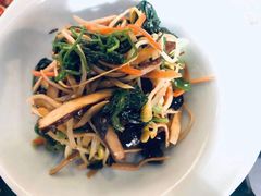 -小厨娘淮扬菜(六合欢乐港店)