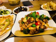 -庖丁人家巴东茶店牛肉(施南古城店)