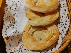 老济南油旋-明湖小楼·鲁菜·济南菜(大明湖店)