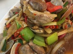 -覃记海鲜美食餐厅