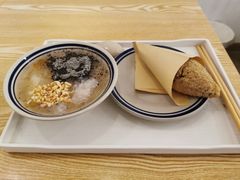 -正南齐北·老街糯米团(洪崖洞店)