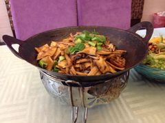 干锅健康什菌-八珍饺子·烤鸭·家常菜