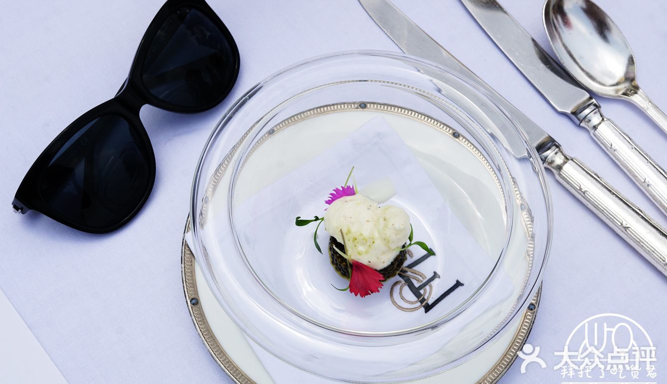 打卡300家米其林 | 坐拥远东第一江景的米其林一星餐厅