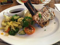 -Bamboo Bar & Grill Restaurant