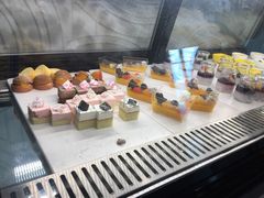 -亚洲国际大酒店·云顶阁旋转自助餐厅