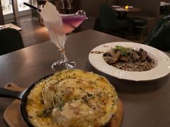 -Oasis Bar & Grill