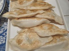 牛肉煎饺-东方饺子王(新奥购物中心店)