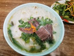 -吕记清真美食城(永兴服装街店)