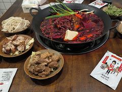 -黄潇洒老火锅(九眼桥宏济巷店)