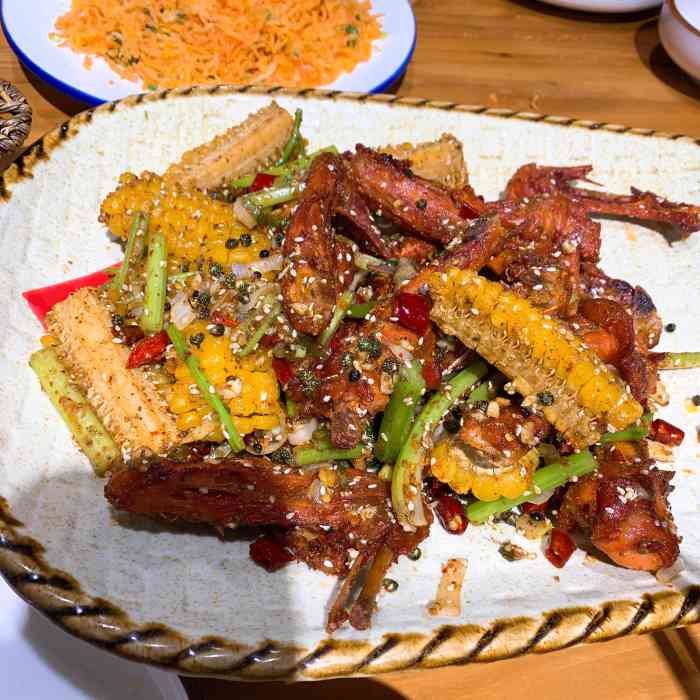 厨八怪-"没遇到过比这服务更差的了,在二楼包间吃 ."-大众点评移动版