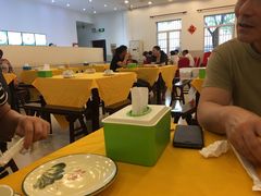 大堂-侬佳蒸菜馆(听潮店)