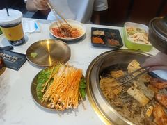 -伊尚宫·清真广式早茶.韩式烤肉·火锅