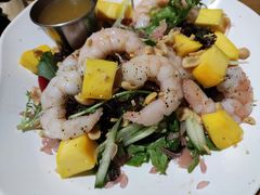 鲜柚芒果沙拉佐冰花酸梅酱-HELLO 27 意面·沙拉·帕尼尼