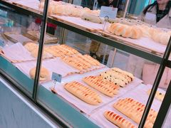 -奈雪的茶(市百一店)