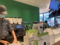 -奈雪的茶(优特汇店)