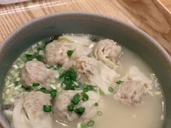 -美食小镇·观赏珍稀鸟类·长隆熊猫酒店