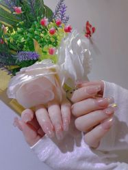 -曼都发型