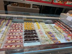 -华荣西饼(列东店)