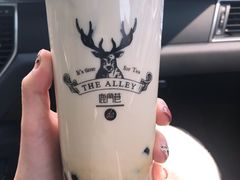 -THE ALLEY 鹿角巷(华润万象城店)