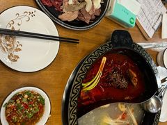 -小志家.鲜牦牛肉牛杂火锅野生菌汤锅