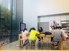 -Apple零售店(新街口店)