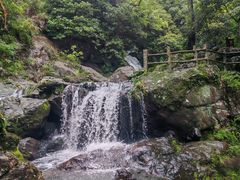 -百丈飞瀑