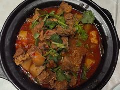 -土砂锅生态山庄·非遗砂锅雅鱼