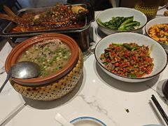 -一品味庄·地标武昌鱼·藕汤湖北菜(黄鹤楼店)