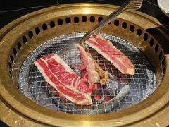 -山川小町·极番烧肉(新地假日广场店)