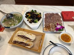 -培万河间驴火•驴肉火锅(东平店)
