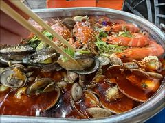 -老东镇啤酒屋海鲜加工·蒸汽海鲜·海鲜烧烤(台东店)