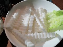 -野山舂·贵州现舂酸汤火锅(鸿通城店)