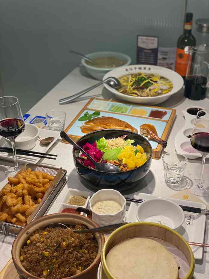 莎莎salsa餐厅·烤鸭 | 酸菜鱼(崂山丽达总店)-"偶然到丽达逛逛,遇到