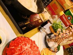 -鲜入围煮花胶鸡海鲜火锅