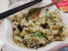 -凤凰路何眼镜香辣蟹(花果园店)