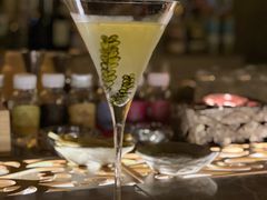 -Shift cocktail bar鸡尾酒吧
