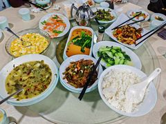 -YI PIN JU 一品居中餐厅 中国超市