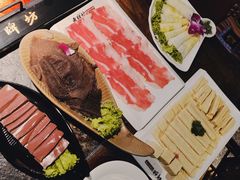 -老牌坊云南鱼豆花火锅(哈西万达店)