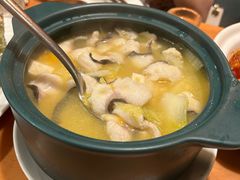 百香果酸汤江团鱼-山茶云南菜(中关村店)
