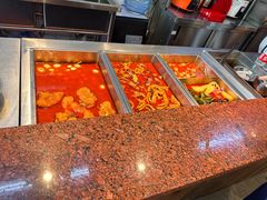 -丽丽三鲜螺蛳粉(田林路店)