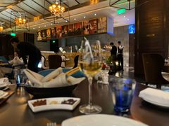 -卡佩罗意大利餐厅及酒吧Al Cappello Trattoria