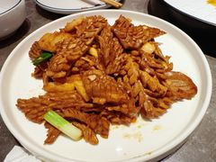 -闫府私房菜·百年鲁菜(恒隆店)