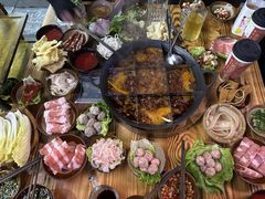 -乖嬢嬢重庆老火锅(南联店)