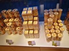 -好利来(新宜白店)