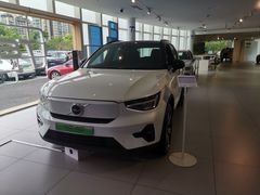 -杭州中沃沃尔沃4S店(滨江区店)
