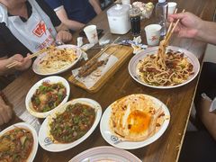 -歹歹的加个面过油肉拌面