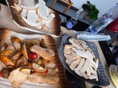 -蘑统田下·野生菌火锅