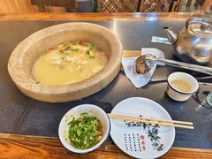 -抚仙湖生态石锅鱼野生菌(告庄店)