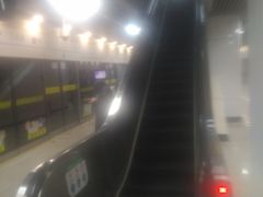 -龙溪路(地铁站)