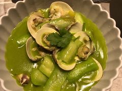 藤椒蛤蜊烩丝瓜-渔语鱼新川菜Bistro(万象天地店)